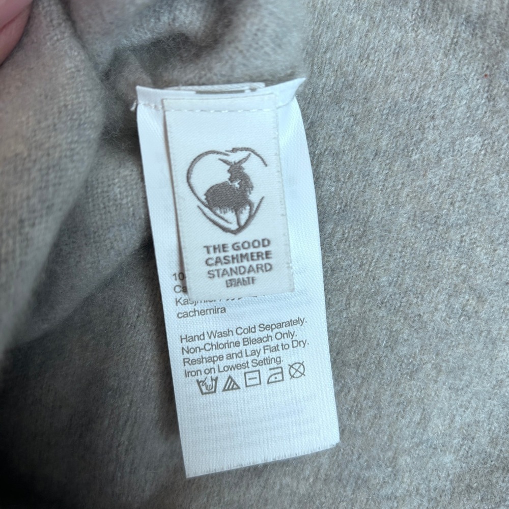 The Good Cashmere Standard 100% Cashmere Crewneck Sweater Grey Heather Womens M - Picture 6 of 10